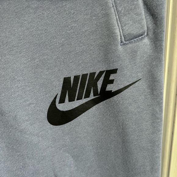 Nike Women’s Blue Joggers - Picture 2 of 3